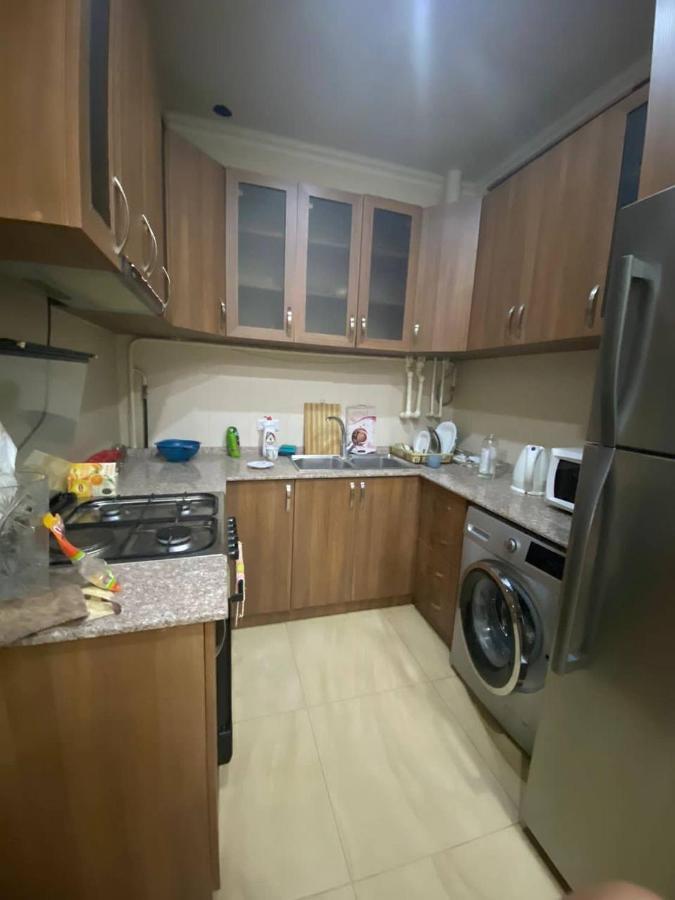Hero Hostel 耶烈万 外观 照片