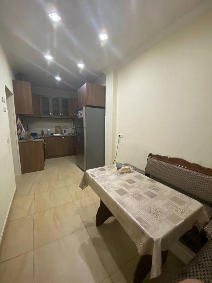 Hero Hostel 耶烈万 外观 照片