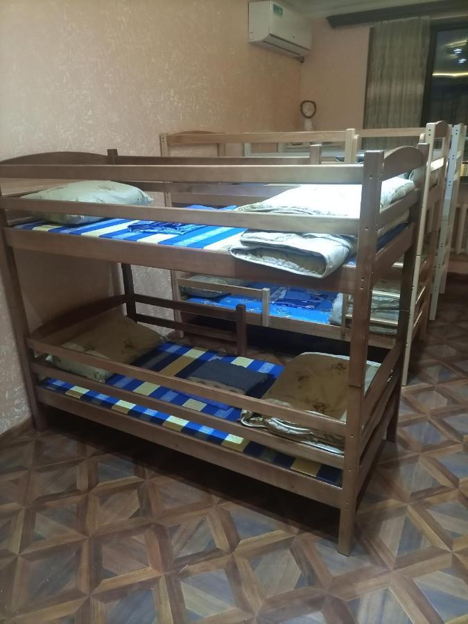 Hero Hostel 耶烈万 外观 照片